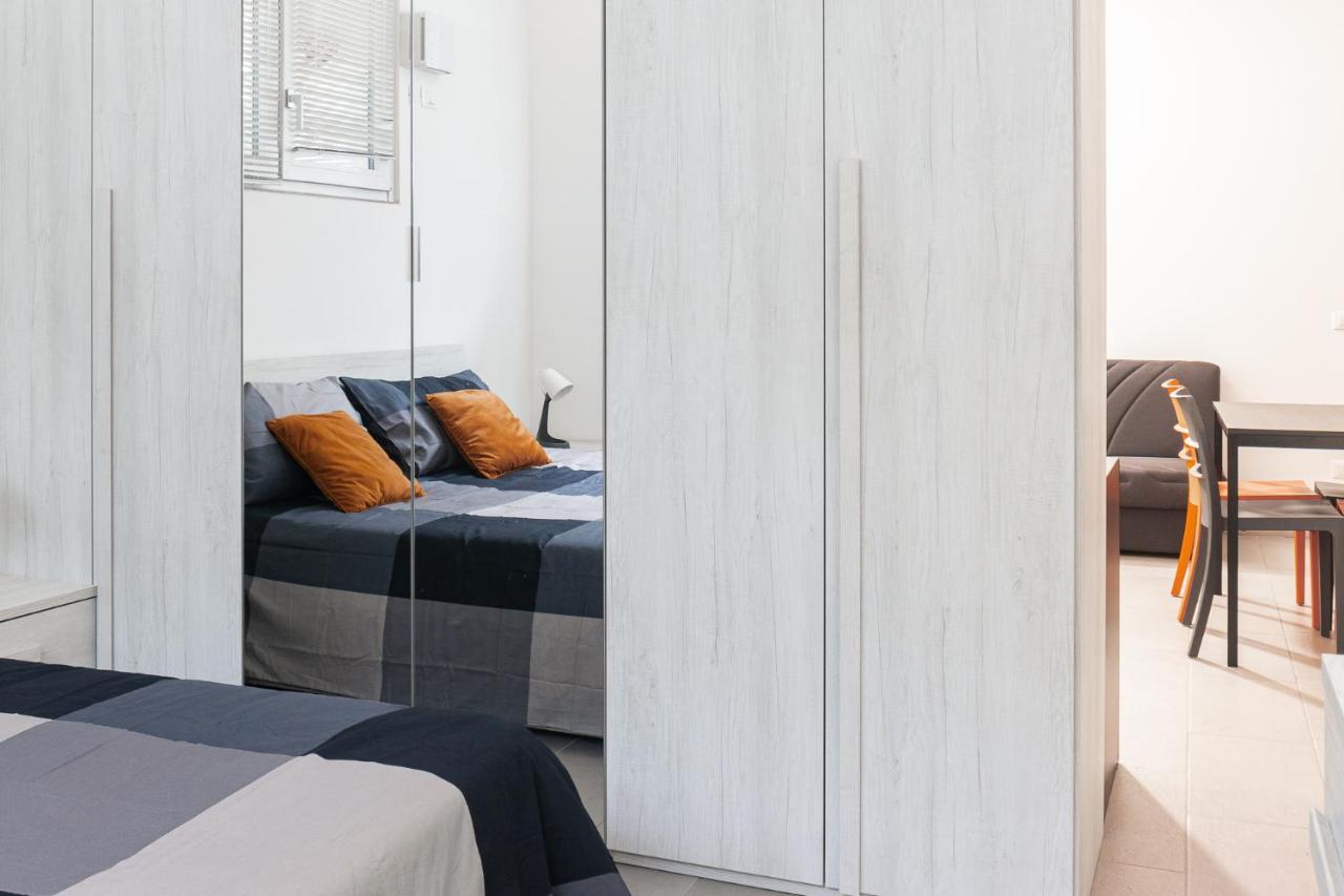 Staurenghi Red Apartment Varese Eksteriør bilde